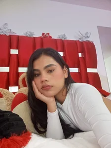 Public de alanna_rose11  2 Imagens