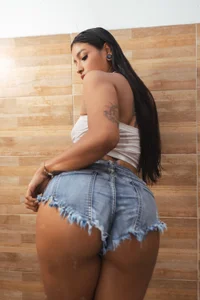 You need a bath?💦 de LollaByer  Imagens