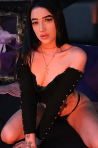 Natasha_Dior Public Pic 7