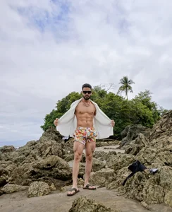 Enjoying on the beach od Josseph1_  3 snímek