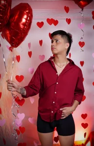 Niicky1_ kullanıcısının And if we join each other on Valentine's Day albümü -  2 fotoğraf