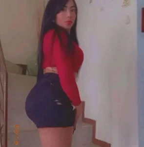 im_yours_01のDaniellaの 3枚の写真