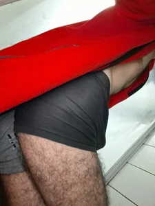 virginhairyboy20 Public Foto 2