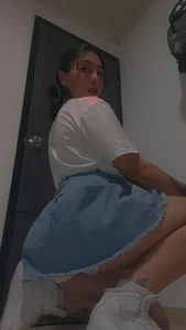 emma_rouse69 Public Pic 4