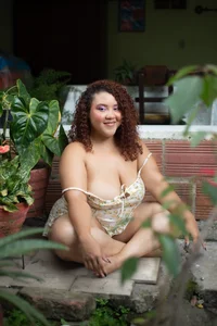 Bella_Rouge0 Naturally yours Pic 2