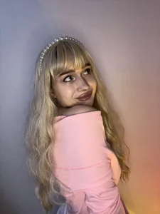Zdjęcia Charlotte_Pretty Hey it’s me ❤️: 