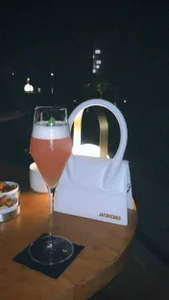 Zdjęcia LaveraMeling colorfulness:  2