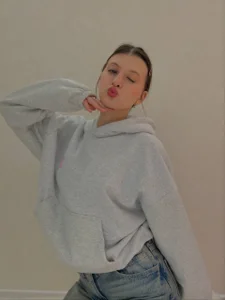 LouiseChavez Self Expression Immagine  2