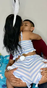 Public de twohornys Foto 8