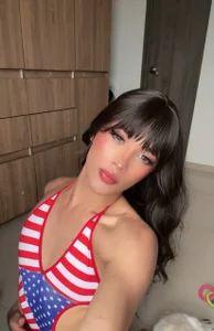 Kima_rousseの❤️🤍💙の 4枚の写真