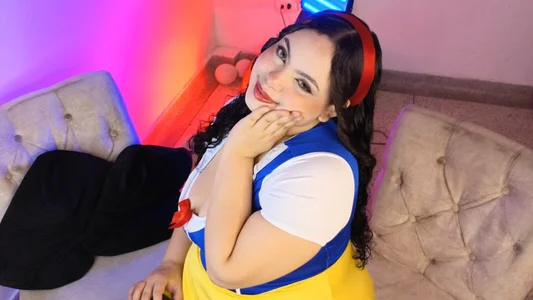 Blair_BigTits 🍎Princess Snow White✨ Pic 2