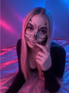 viola_sweet_1 The sexiest ghost you've ever seen😈👻 Kuva 5