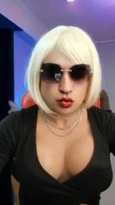 ErikaSexy_ Public Gambar 2