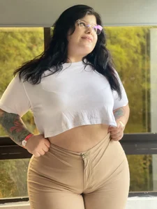 Scarlett_grey1 Public Pic 6