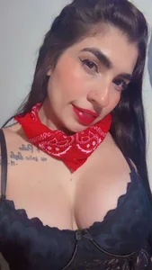 mia_carter18 Public Pic