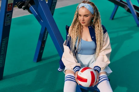 LianaFord Sport girl Foto 2