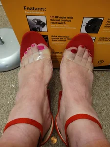 bigwurn: Feet ( 4 фото)