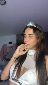 Cherry🍒 de Cherry_Baby16  3 Imagens