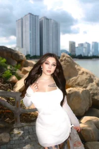 _Tessa_May_ Public 사진 4