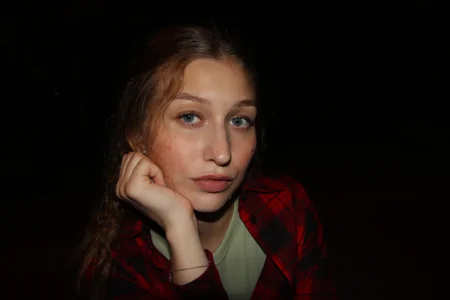 MissEmilyMiller 🌘The Gravity of a Gaze🌒 Pic 4