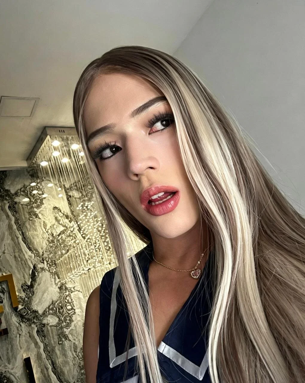 Sophi_Johnson 热门图片 9803