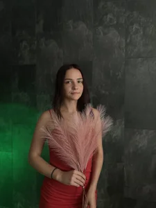 OliviaMontgommery Public Pic 2