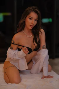 lexira1n Top shelf💕 Pic 5
