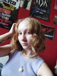 Public de MyungWormington Foto 4