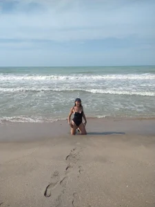 Scaarlett_Fox_ YOU FAVORITE MILF IN BEACH ♥ Foto 3