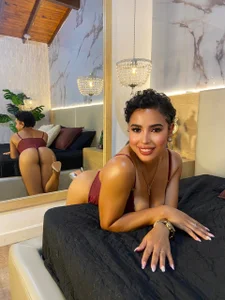 MayaSinclair Public slika 4
