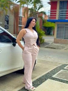 lara_giraldo CASUAL LARA Pic 3