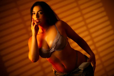 Nicollemays Eroticism and sensuality in one place ✨ Bilde 4