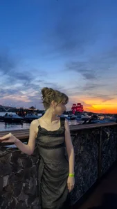 DonyaPadaleckiPublic图片