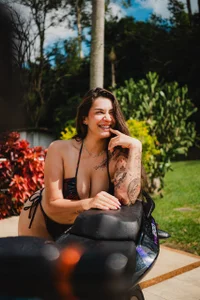 Bonnie_Rider hottest rider 😏🏍️🏁 Poză 6