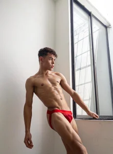 Nijinsky_LatinBoy En Suspensorios! 🥵🥵 Foto 5