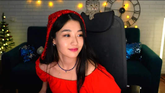 HannaRosie_ little red riding hood Pic