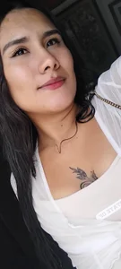 lilyy_rose_ kisses slika