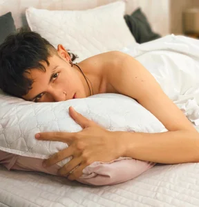 NaytonFreeman kullanıcısının Are you coming to bed with me?😈 albümü -  5 fotoğraf