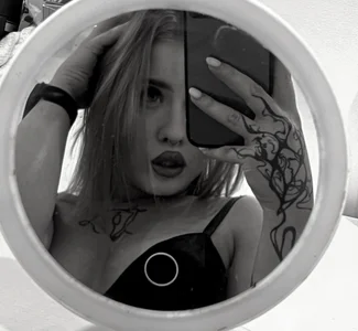 royce_ghost1 Sexy Vibe Pic 6