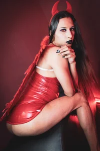 dangerous_bitch I am a devil in the room Pic 9