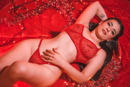 BellaClaiirのlet yourself be seduced 💋の 3枚の写真