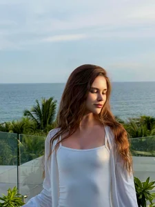 AnitaOwens Vietnam 圖片