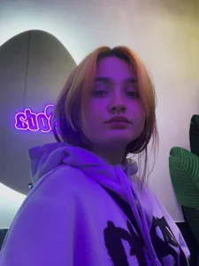 JoltingWater Check me out Pic