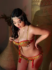 CelestePalmer_ Habibi🧡 Hình 3