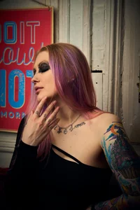 Kiki_shay Look at me Pic 4