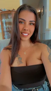 <3 de daniella_monroe  2 photos