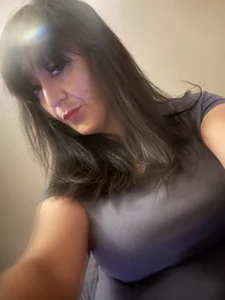 eleanorrox915 Public  6টি ছবি