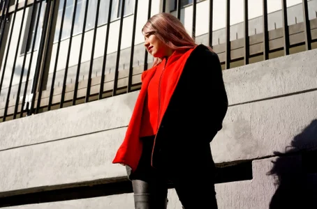 colete_milf Street place Immagine  8