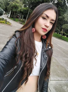 TherezaLarson Public Foto 4