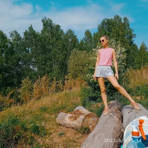 Skinny_Nally: In public ( 8 фото)